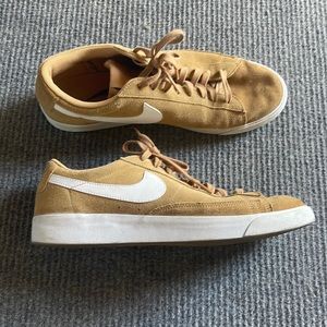 Nike Blazer Low Top Size 11